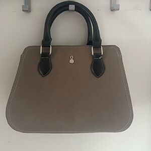 London Fog Handbag With Detachable Strap